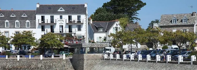 ***  Hotel Du Port Locquirec France